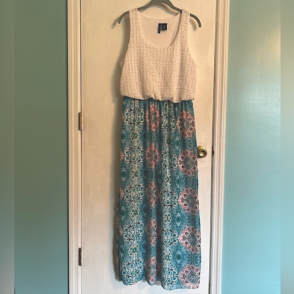 New Directions Women’s Sleeveless White & Floral Maxi Dress, Size L - Picture 1 of 5